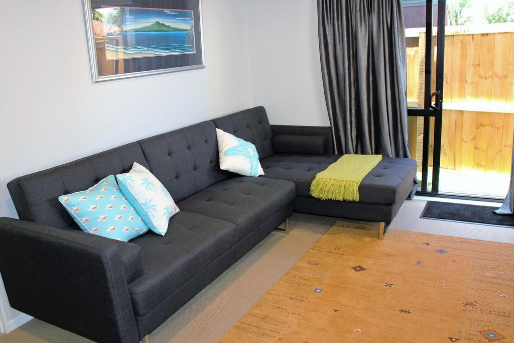 Close To Beach Auckland Exterior photo