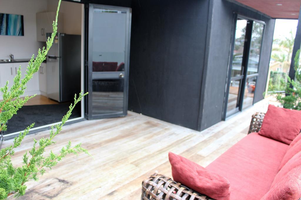 Close To Beach Auckland Exterior photo